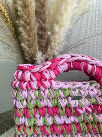 Sac à main dégradé rose et rose fuchsia en crochet avec poignée intégrée, fait main.